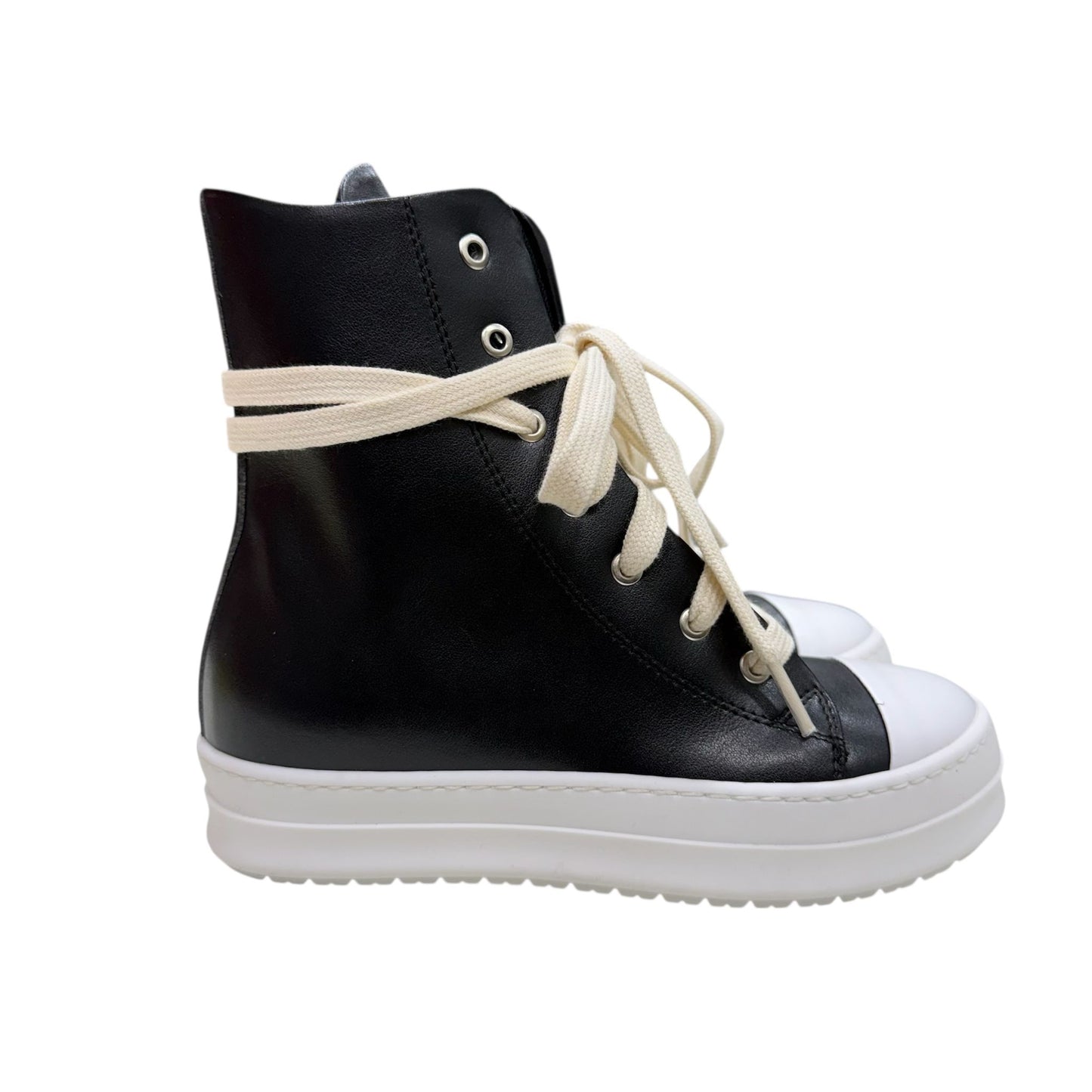 Scarpe F09 mod Rick Nero suola bianca con zip interna