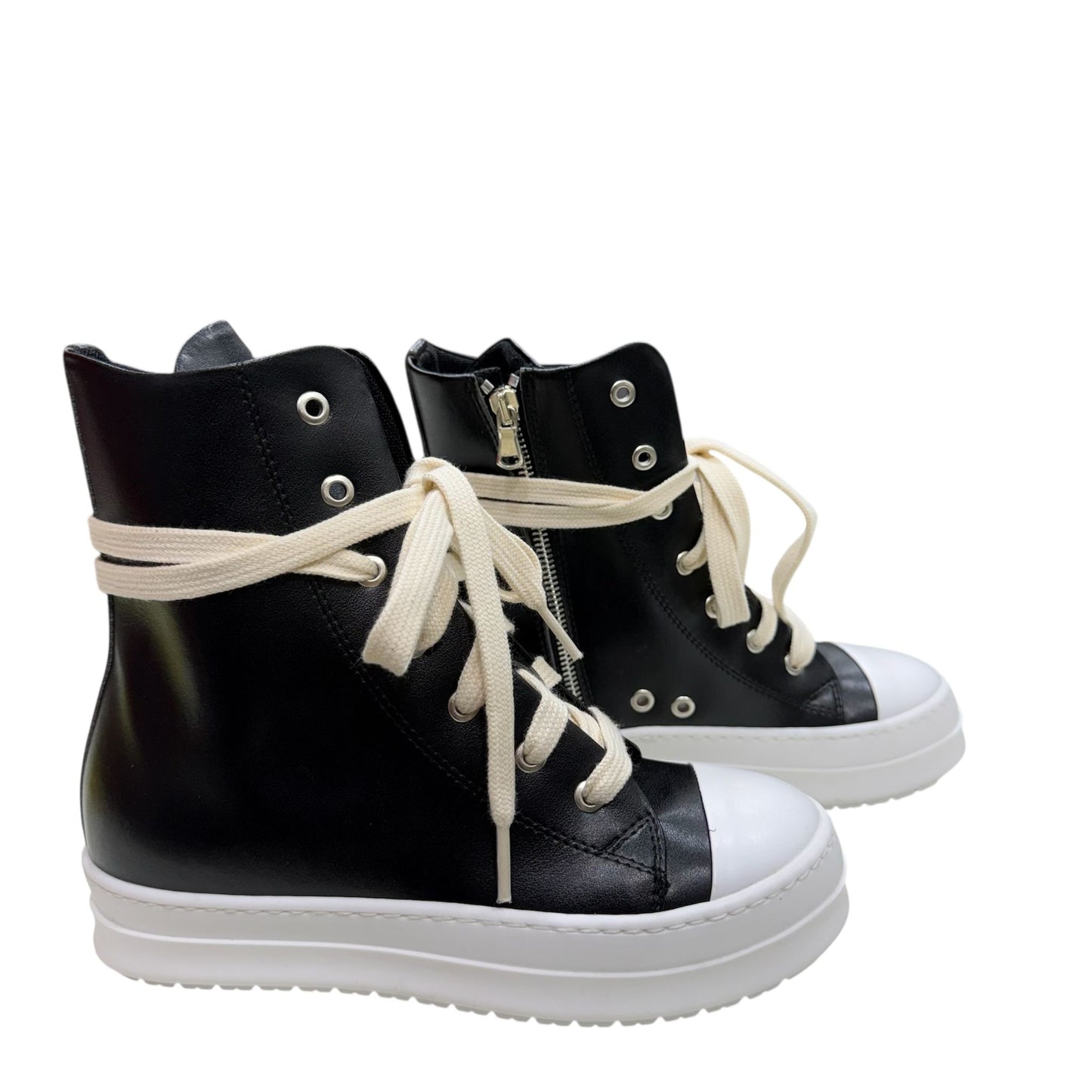Scarpe F09 mod Rick Nero suola bianca con zip interna