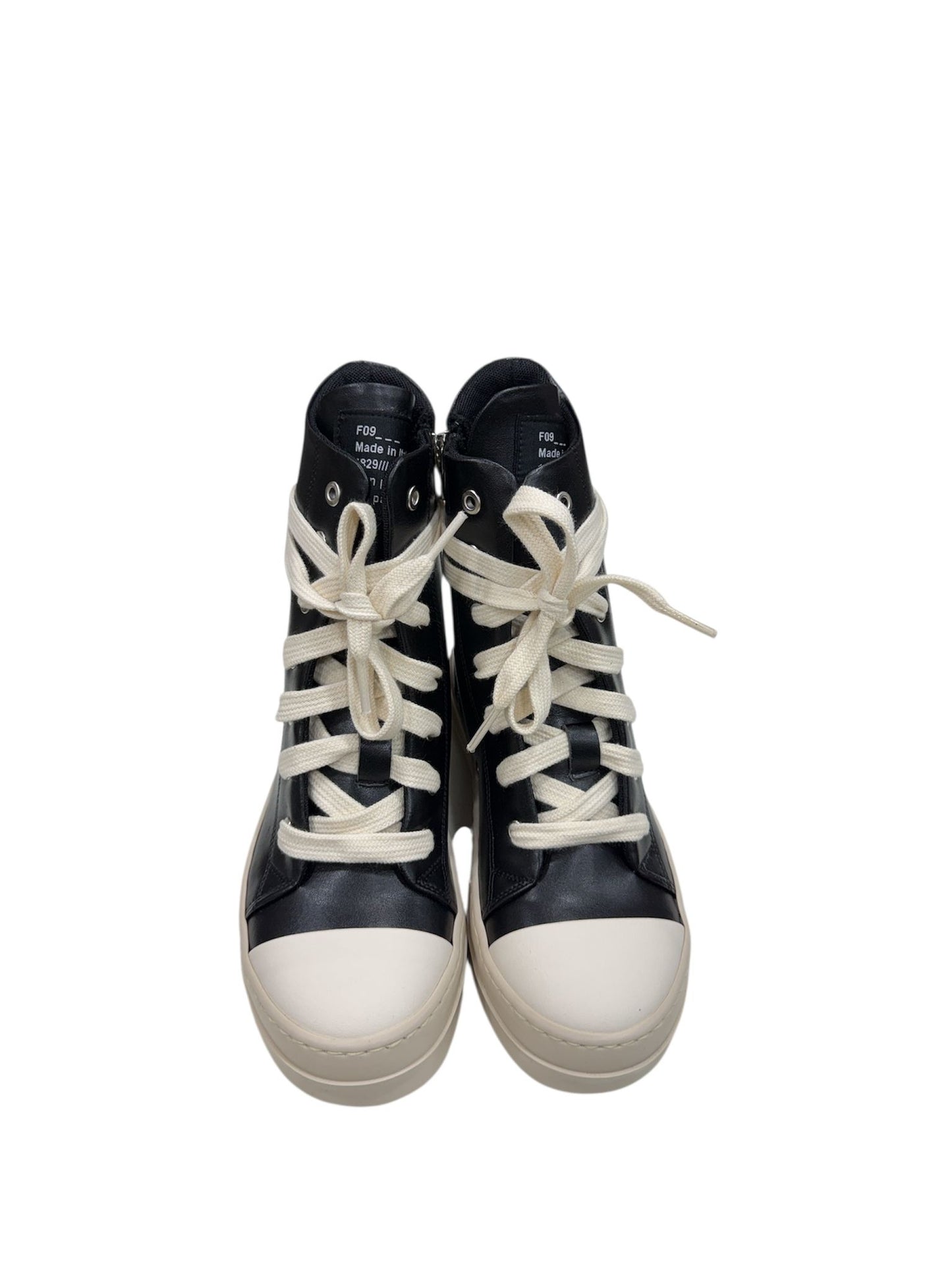 Scarpe F09 mod Rick Nero suola beige con zip interna