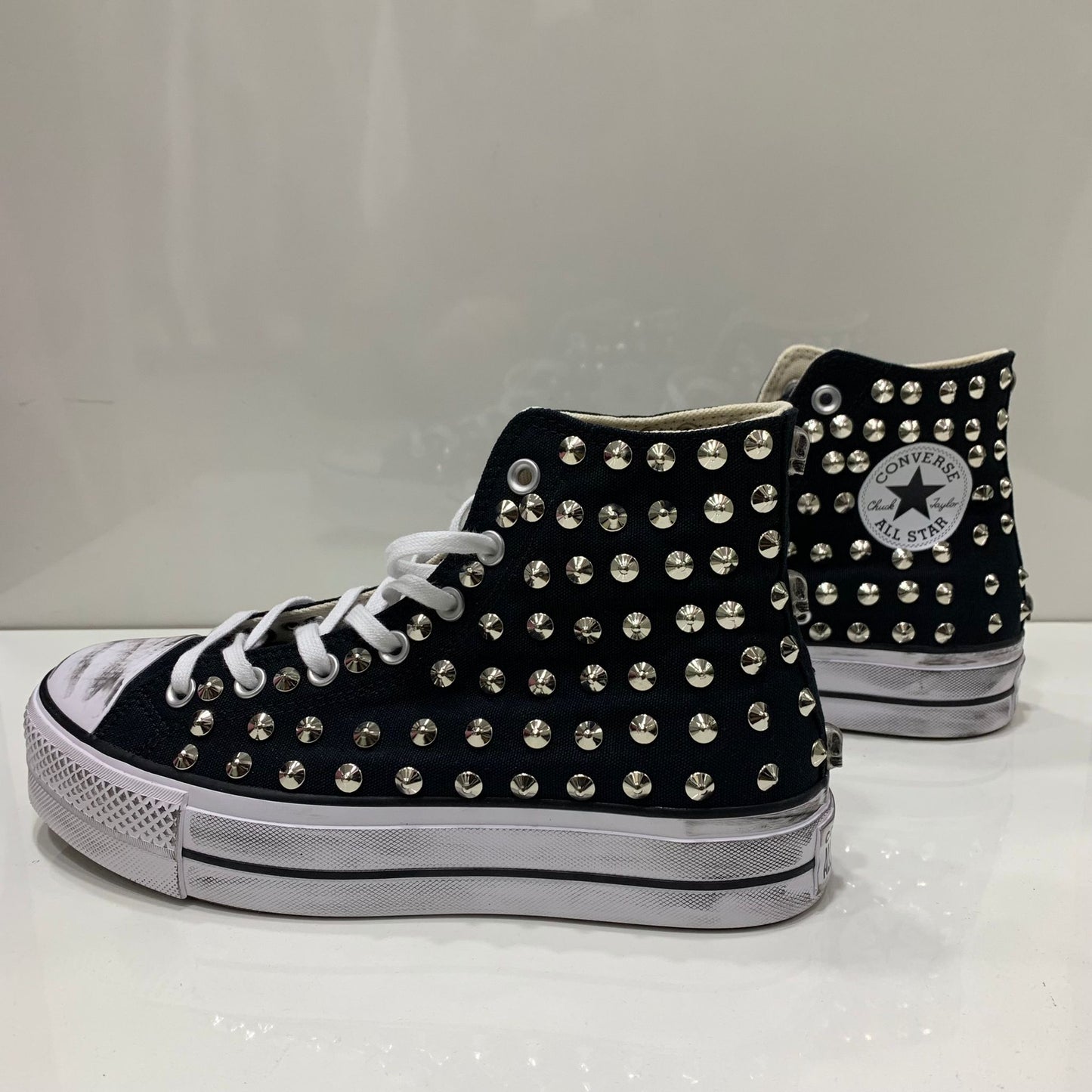 Converse Platform Alte all star personalizzate con Borchie Argento Teschi effetto sporco
