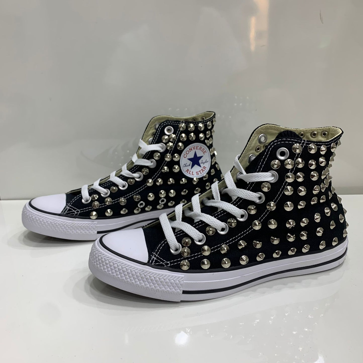 Converse Nere Alte all star con Borchie Argento NO logo Stelle