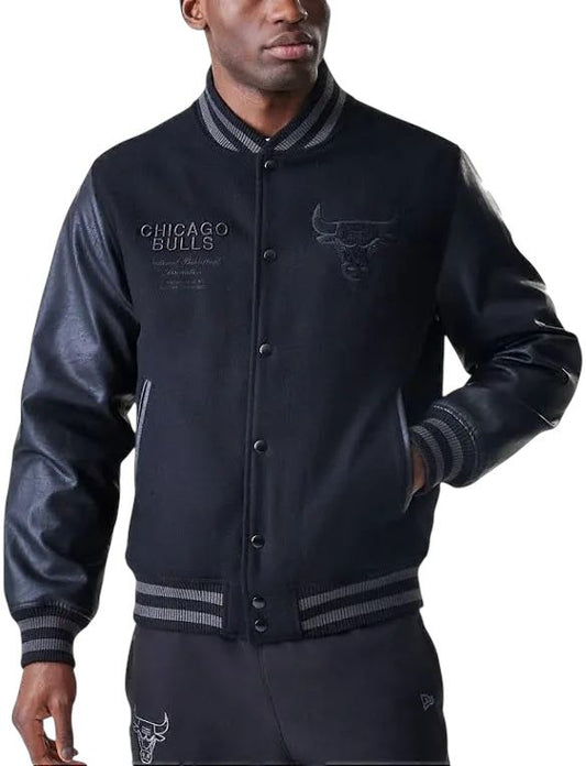 College New Era NBA Tonal Patch Varsity Chicago bulls - Giubbotto - New Era