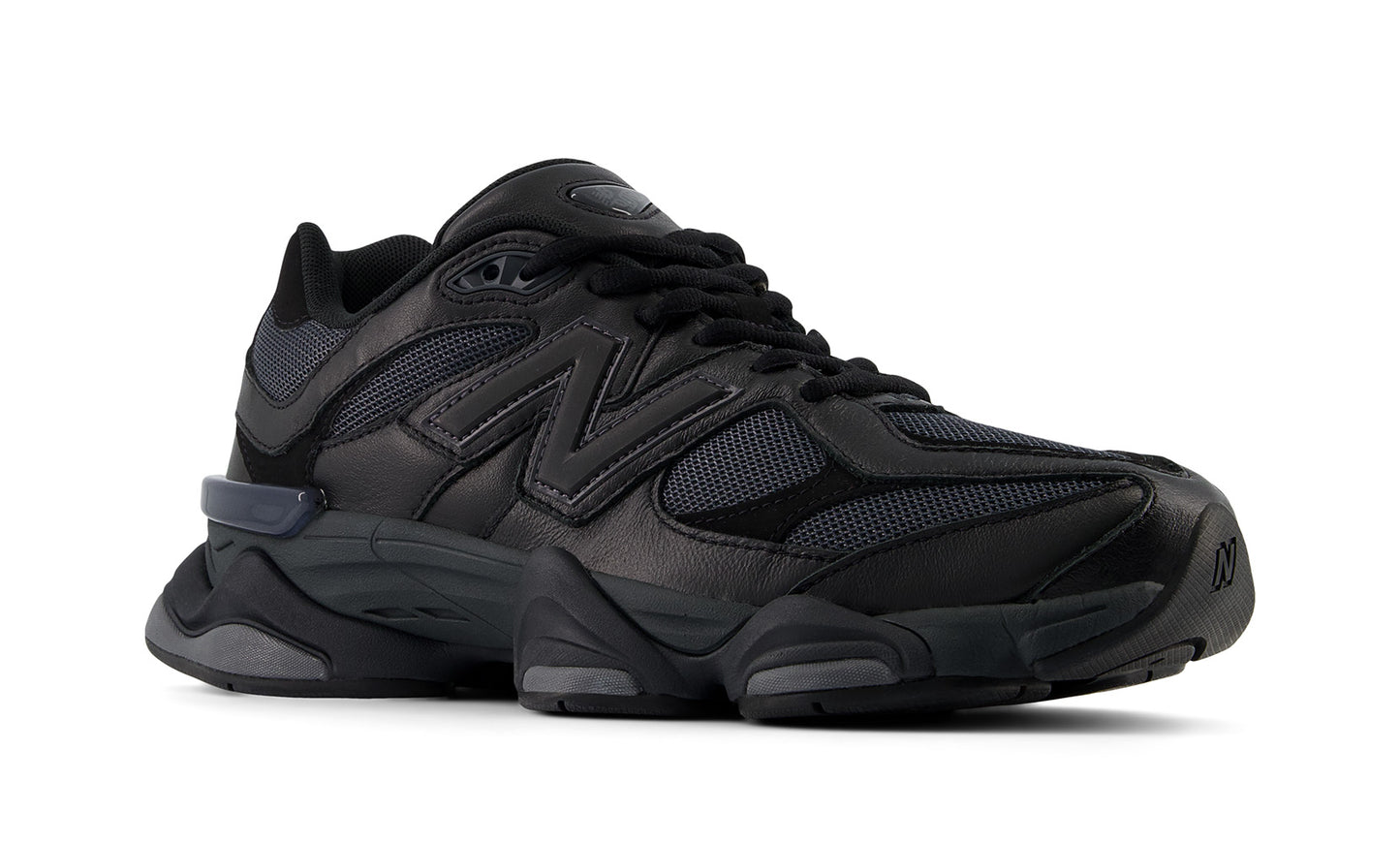 New Balance 9060 Total Black - Scarpe - New Balance
