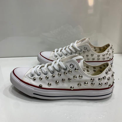 Converse All Star Bianche basse Bianche personalizzate con Borchie Argento