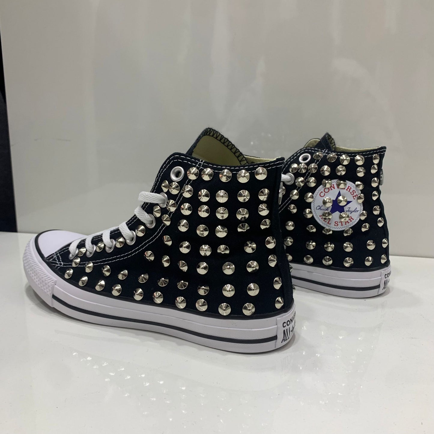 Converse Nere Alte all star personalizzate con Borchie Argento Full Stelle