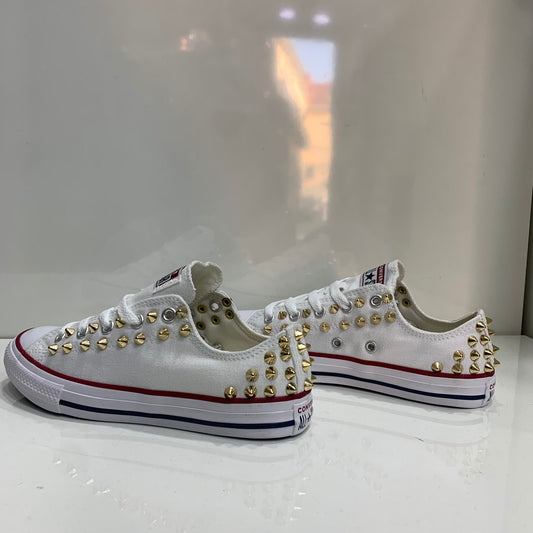 Converse All Star Bianche basse Bianche personalizzate con Borchie Oro a punta