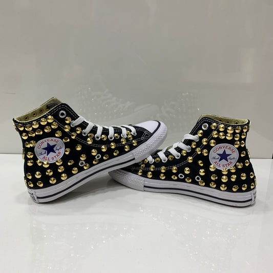 Converse All star Nere Alte personalizzate con Borchie Oro Stelle no Logo